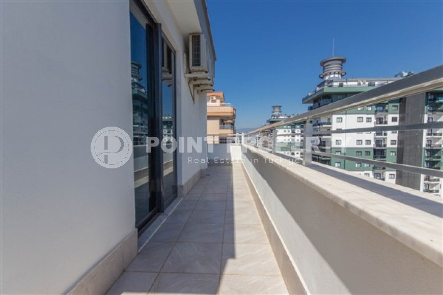 Spacious duplex apartment 150 m2 500 meters from the Mediterranean Sea, Mahmutlar, Alanya-id-3240-photo-21