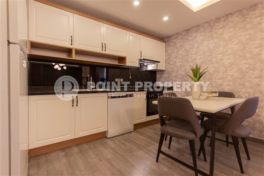 Стильная квартира с двумя спальнями в жилом комплексе на первой линии, Махмутлар, Аланья-id-3245-фото-5