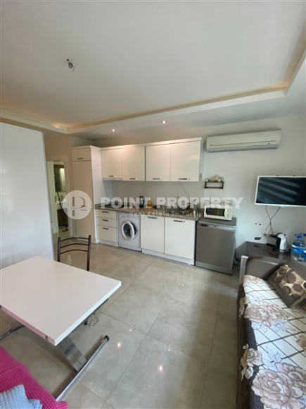 Furnished studio apartment in a residential complex with varied infrastructure, Mahmutlar, Alanya-id-3246-photo-3