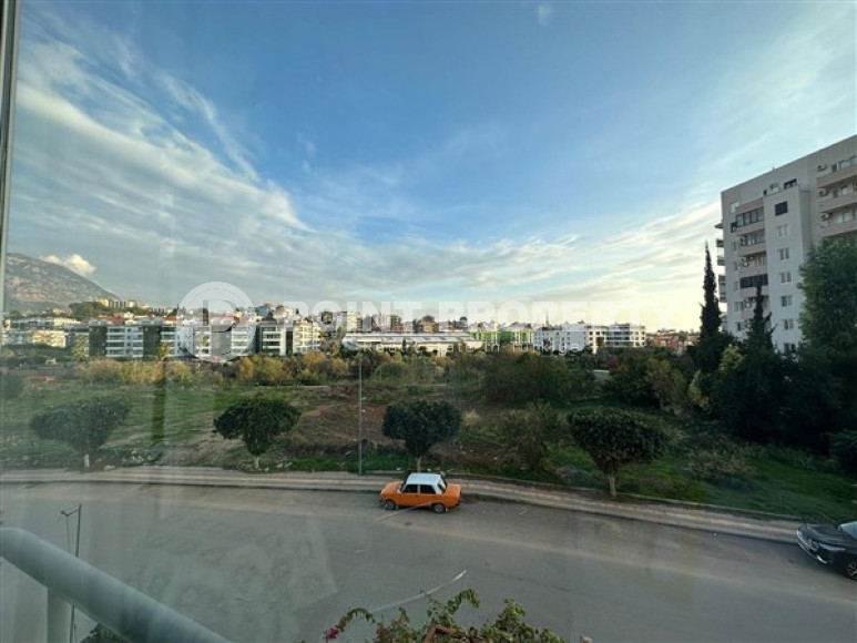 Небольшая квартира с площадью 55 м2 в пятистах метрах от моря, район Тосмур, Аланья-id-3250-фото-4