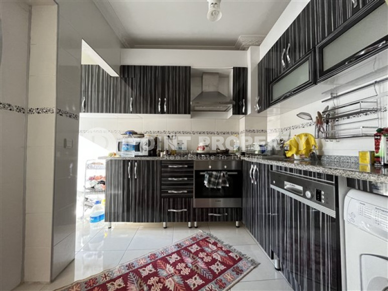 Ухоженная четырёхкомнатная квартира с отличной локацией в центре Аланьи, две минуты от пляжа Кейкубат-id-3252-фото-4