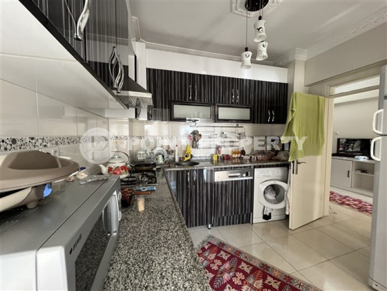 Ухоженная четырёхкомнатная квартира с отличной локацией в центре Аланьи, две минуты от пляжа Кейкубат-id-3252-фото-6