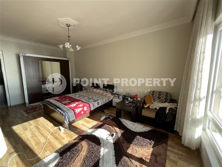 Ухоженная четырёхкомнатная квартира с отличной локацией в центре Аланьи, две минуты от пляжа Кейкубат-id-3252-фото-12