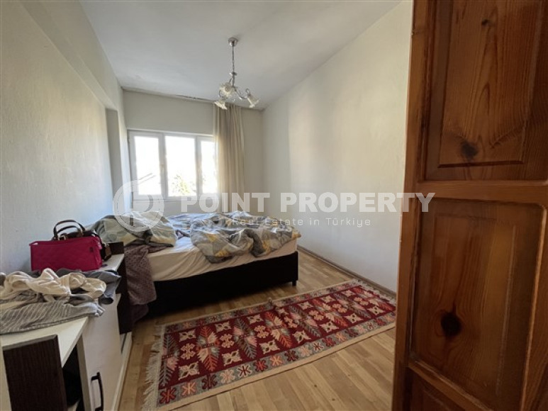 Ухоженная четырёхкомнатная квартира с отличной локацией в центре Аланьи, две минуты от пляжа Кейкубат-id-3252-фото-15