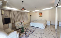 Five-room furnished penthouse with an area of 256 m2, in the very center of Alanya-id-3258-photo-9