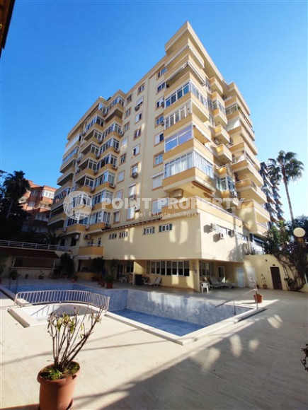 Five-room furnished penthouse with an area of 256 m2, in the very center of Alanya-id-3258-photo-22