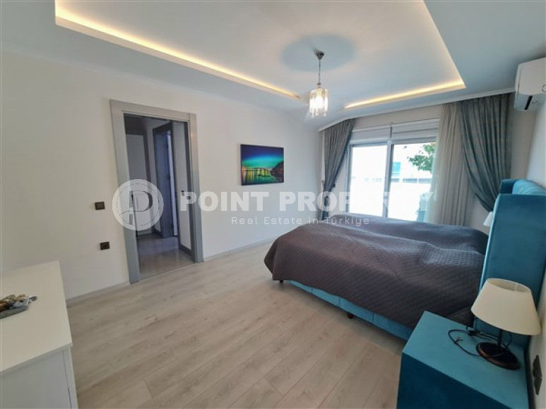 Стильная двухуровневая квартира с площадью 240 м2 в районе Оба, Аланья, с мебелью-id-3266-фото-21