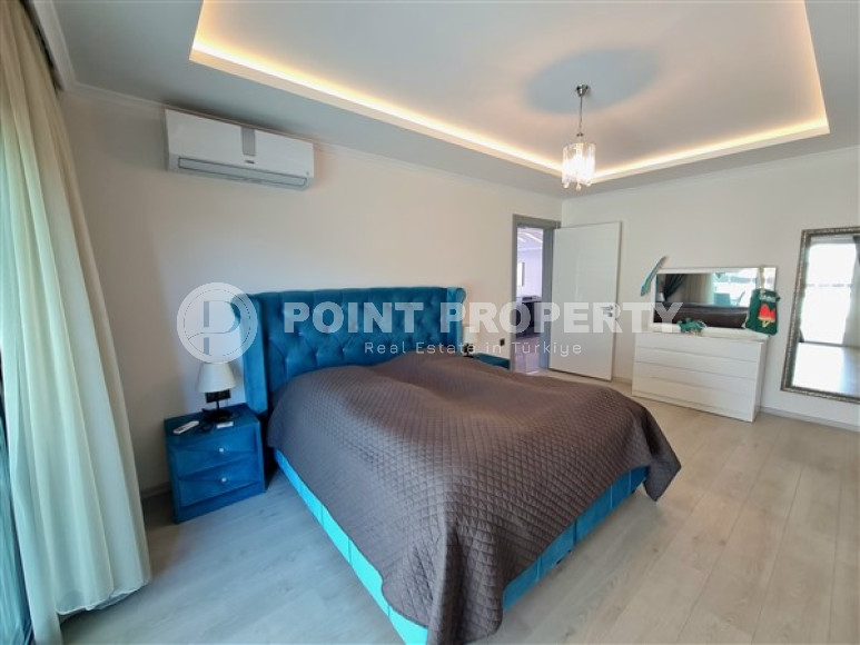 Стильная двухуровневая квартира с площадью 240 м2 в районе Оба, Аланья, с мебелью-id-3266-фото-22