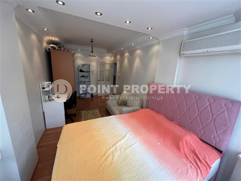 Огромная шестикомнатная квартира 280 м2, центр Аланьи, подходит под получение турецкого гражданства-id-3269-фото-5