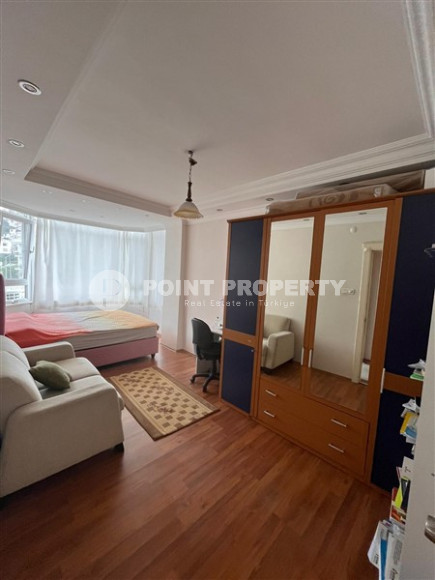 Огромная шестикомнатная квартира 280 м2, центр Аланьи, подходит под получение турецкого гражданства-id-3269-фото-7