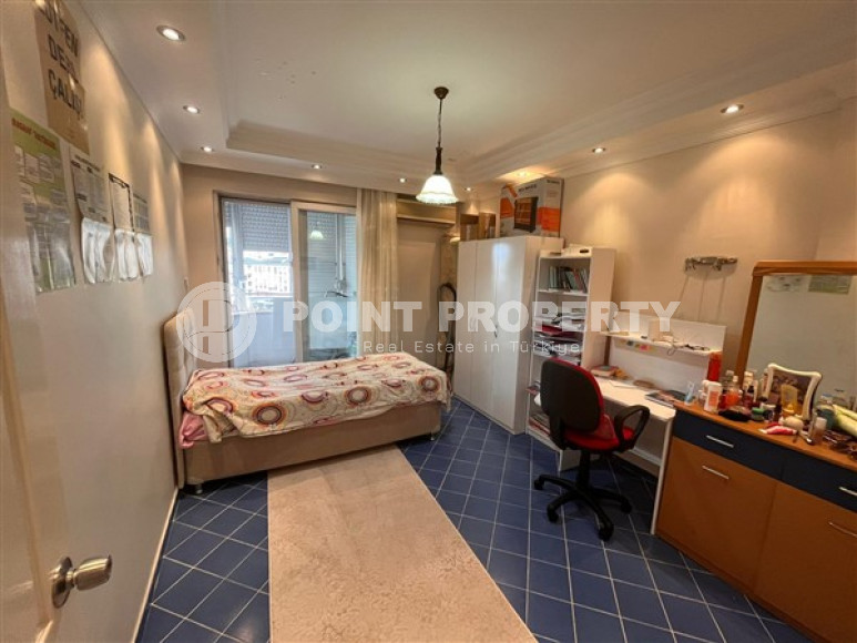 Огромная шестикомнатная квартира 280 м2, центр Аланьи, подходит под получение турецкого гражданства-id-3269-фото-14