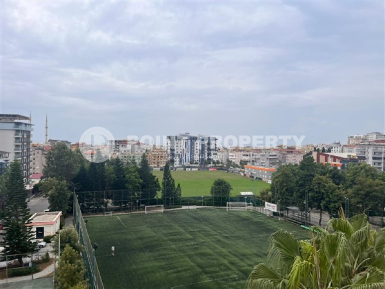 Огромная шестикомнатная квартира 280 м2, центр Аланьи, подходит под получение турецкого гражданства-id-3269-фото-25