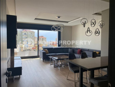 Квартира для большой семьи, с тремя спальнями и отдельной кухней и с видом на крепость, центр, Аланья-id-3271-фото-2