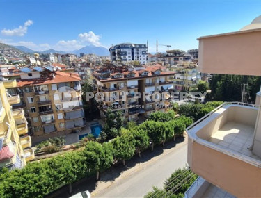 Ухоженная квартира 3+1 с видом на горы и отдельной кухней, центр Аланьи-id-3272-фото-3