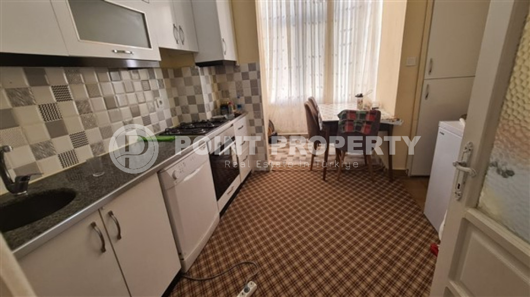 Ухоженная квартира 3+1 с видом на горы и отдельной кухней, центр Аланьи-id-3272-фото-6