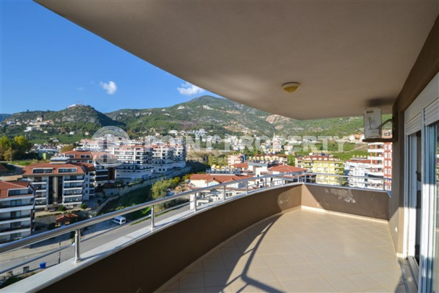 Spacious apartment with an area of 120 m2 in Cikcilli area, Alanya, on the seventh floor of the house-id-3275-photo-3