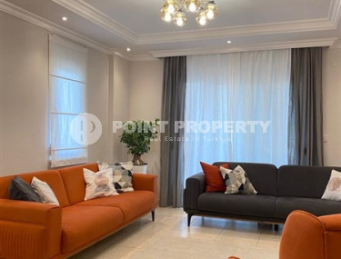 Готовая для проживания квартира с тремя спальнями в престижном жилом комплексе, Тосмур, Аланья-id-3278-фото-4