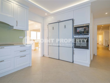 Шикарная семикомнатная вилла с площадью 580 м2 в районе Бекташ, Аланья, с потрясающим обзором на Средиземное море-id-3281-фото-4