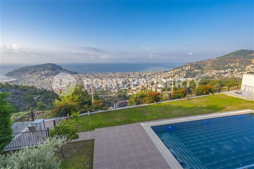 Luxurious seven-room villa with an area of 580 m2 in the Bektas area, Alanya, with stunning views of the Mediterranean Sea-id-3281-photo-33