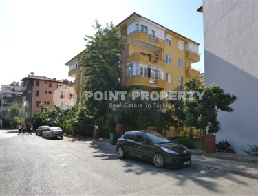 Комфортная квартира с площадью 155 м2, центр Аланьи, на четвёртом этаже дома в 200 метрах от центра города-id-3283-фото-3