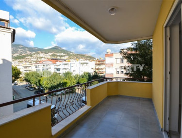 Комфортная квартира с площадью 155 м2, центр Аланьи, на четвёртом этаже дома в 200 метрах от центра города-id-3283-фото-4