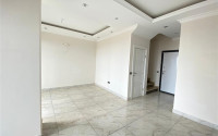 Large well-maintained 3+1 duplex with access to the terrace and sea views, Mahmutlar, Alanya-id-3285-photo-3