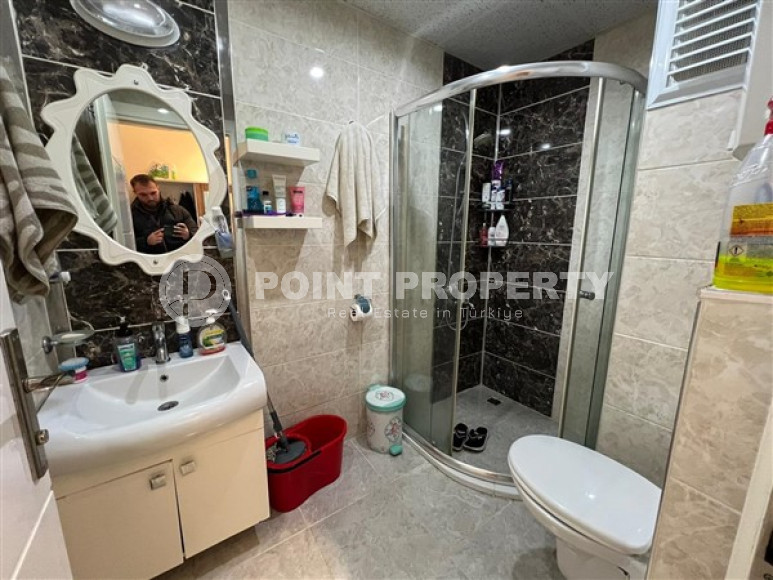 Cozy 1+1 apartment with furniture, near the sea, in the center of Mahmutlar, Alanya-id-3288-photo-8