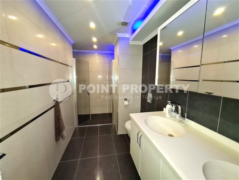 Шикарный двухуровневый пентхаус с большими комнатами и балконами, Оба, Аланья-id-3296-фото-2