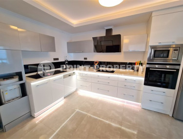 Шикарный двухуровневый пентхаус с большими комнатами и балконами, Оба, Аланья-id-3296-фото-4