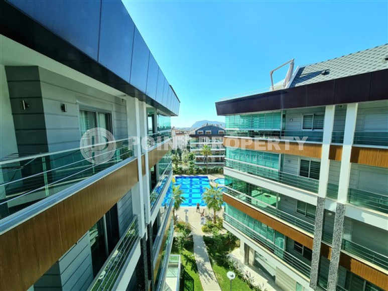 Шикарный двухуровневый пентхаус с большими комнатами и балконами, Оба, Аланья-id-3296-фото-9