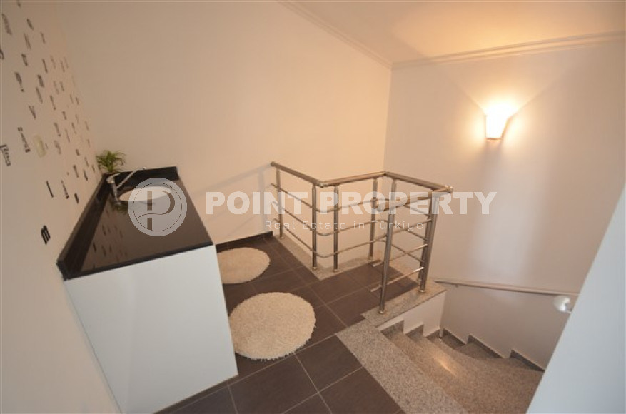 Симпатичный меблированный дуплекс 3+1 с собственной террасой, Оба, Аланья-id-3297-фото-11