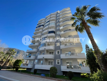 Inexpensive apartment 110 m2 500 meters from the sea, Mahmutlar district, Alanya-id-3298-photo-1