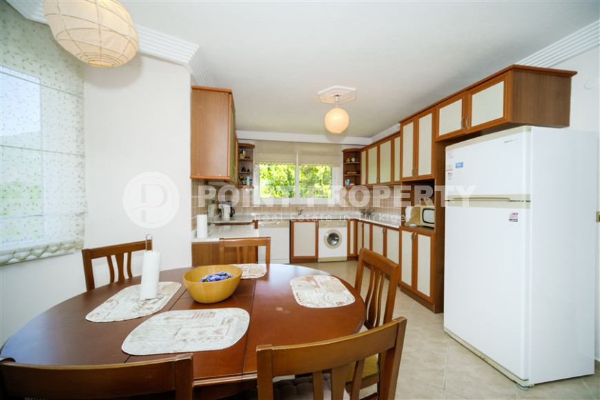 Меблированная четырехкомнатная квартира для большой семьи в районе Бекташ. 220м2-id-1294-фото-8