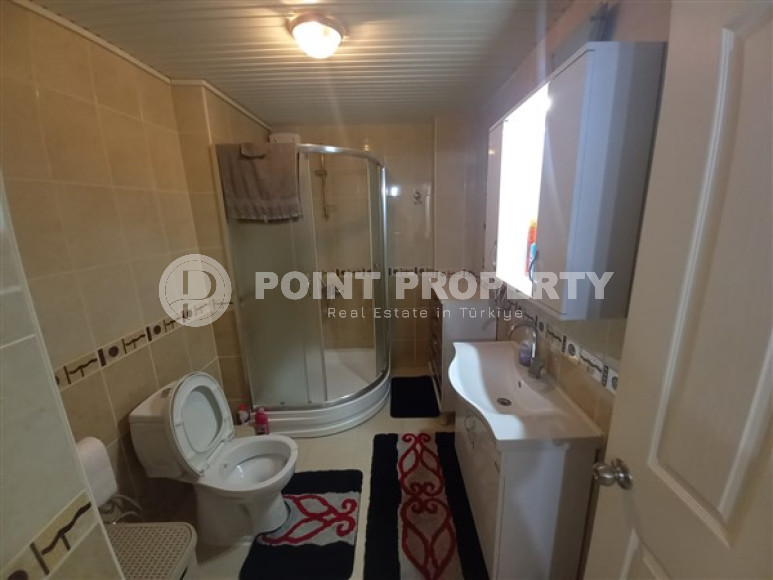 Three-room apartment with two balconies, Mahmutlar district, Alanya, 200 meters from the sea-id-3299-photo-6