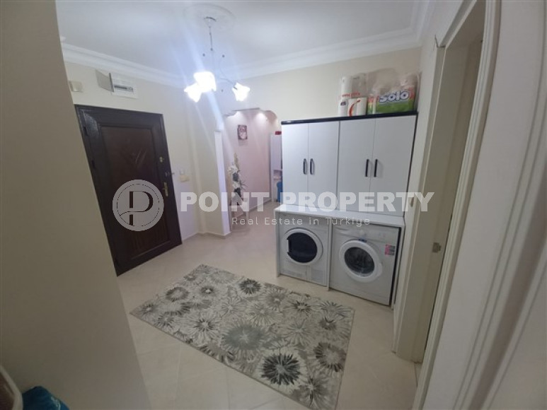 Three-room apartment with two balconies, Mahmutlar district, Alanya, 200 meters from the sea-id-3299-photo-8