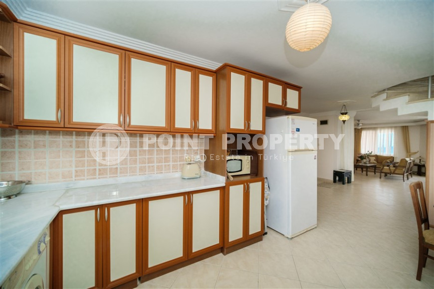 Меблированная четырехкомнатная квартира для большой семьи в районе Бекташ. 220м2-id-1294-фото-12