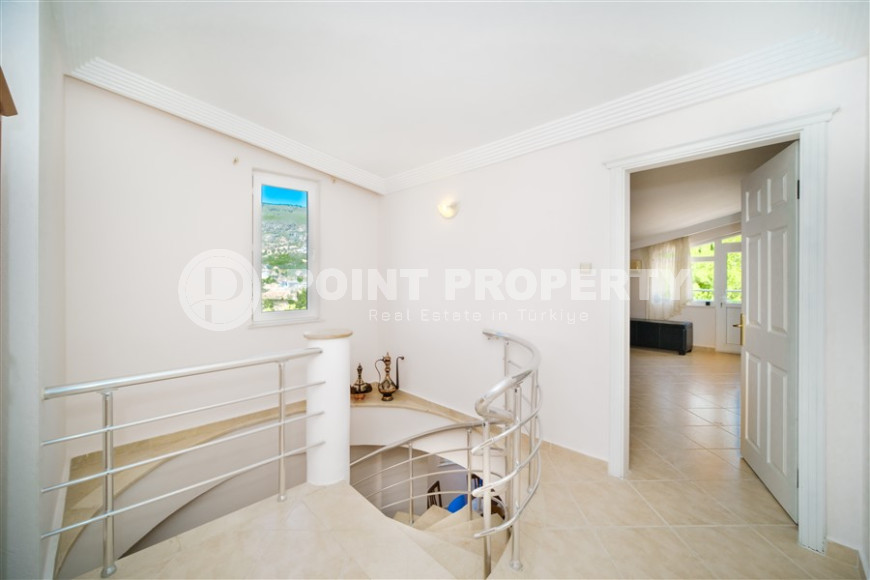 Меблированная четырехкомнатная квартира для большой семьи в районе Бекташ. 220м2-id-1294-фото-14