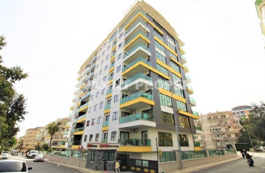 Apartment with a 2+1 layout and an area of 110 m2, 200 meters from the center of Alanya-id-3302-photo-1