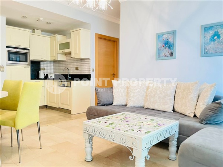 Комфортная для проживания квартира 110 м2 с панорамным видом в районе Каргыджак, с мебелью-id-3305-фото-12