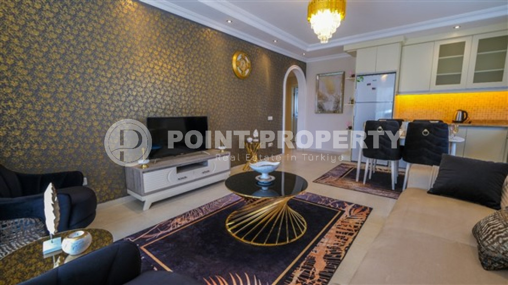 Luxurious three-room apartment 100 m2 in Mahmutlar area, Alanya, with swimming pools and water park-id-3307-photo-3