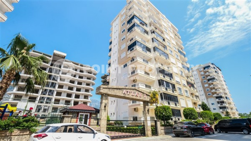 Luxurious three-room apartment 100 m2 in Mahmutlar area, Alanya, with swimming pools and water park-id-3307-photo-7