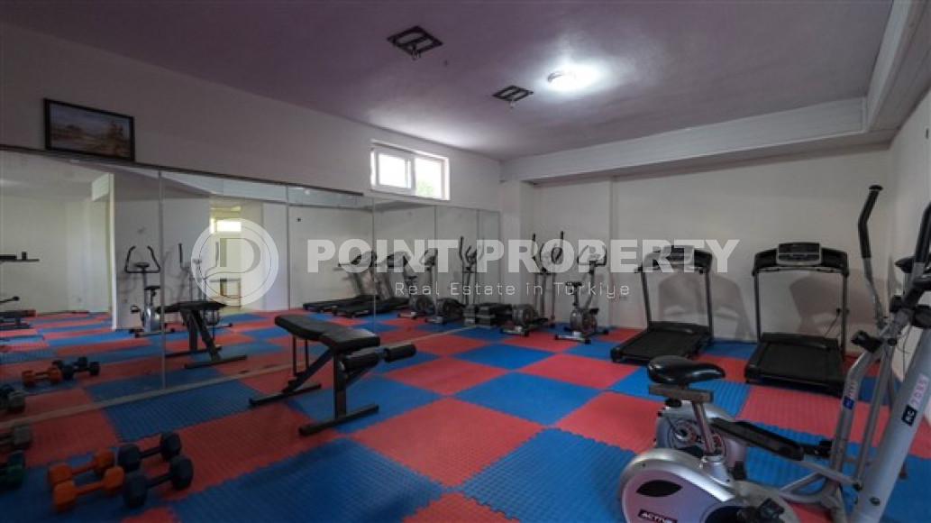 Luxurious three-room apartment 100 m2 in Mahmutlar area, Alanya, with swimming pools and water park-id-3307-photo-11