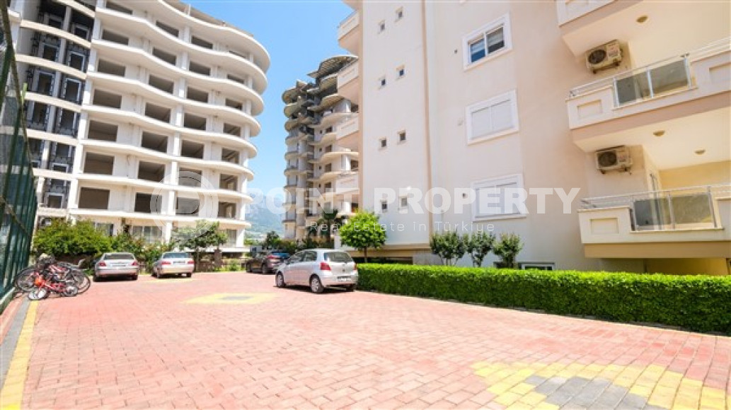 Luxurious three-room apartment 100 m2 in Mahmutlar area, Alanya, with swimming pools and water park-id-3307-photo-16