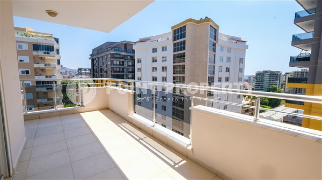 Luxurious three-room apartment 100 m2 in Mahmutlar area, Alanya, with swimming pools and water park-id-3307-photo-19