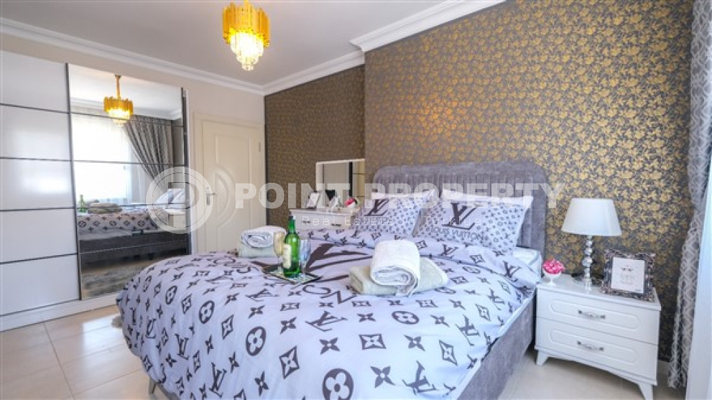 Luxurious three-room apartment 100 m2 in Mahmutlar area, Alanya, with swimming pools and water park-id-3307-photo-29