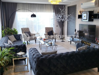 Luxury 4+1 penthouse with an area of 160 m2 in Mahmutlar, Alanya, furnished-id-3308-photo-1