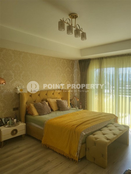 Luxury 4+1 penthouse with an area of 160 m2 in Mahmutlar, Alanya, furnished-id-3308-photo-2
