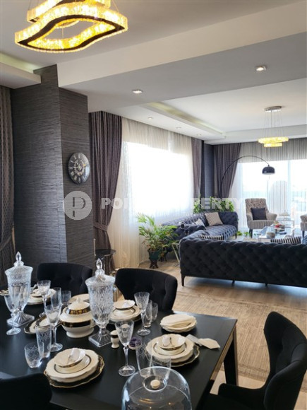 Luxury 4+1 penthouse with an area of 160 m2 in Mahmutlar, Alanya, furnished-id-3308-photo-5