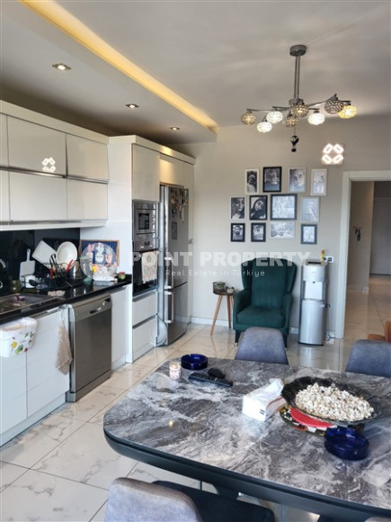 Luxury 4+1 penthouse with an area of 160 m2 in Mahmutlar, Alanya, furnished-id-3308-photo-17