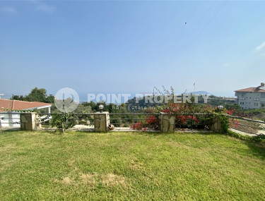 Современная вилла 4+1 в живописном районе Бекташ. Площадью 290м2.-id-1295-фото-3